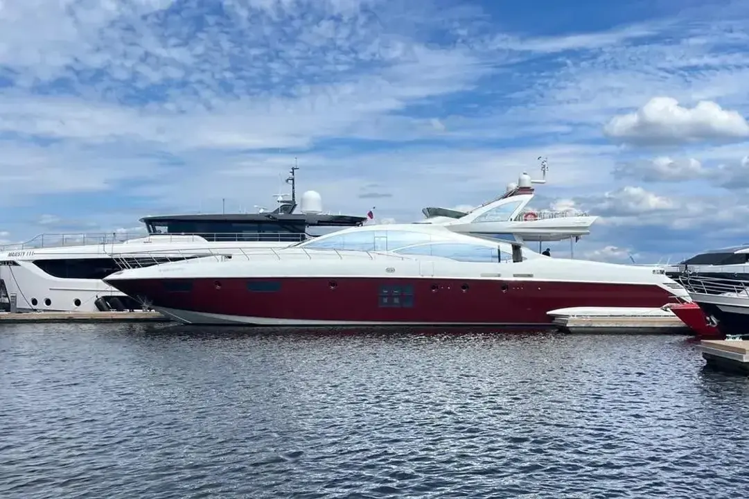 Azimut 103 S