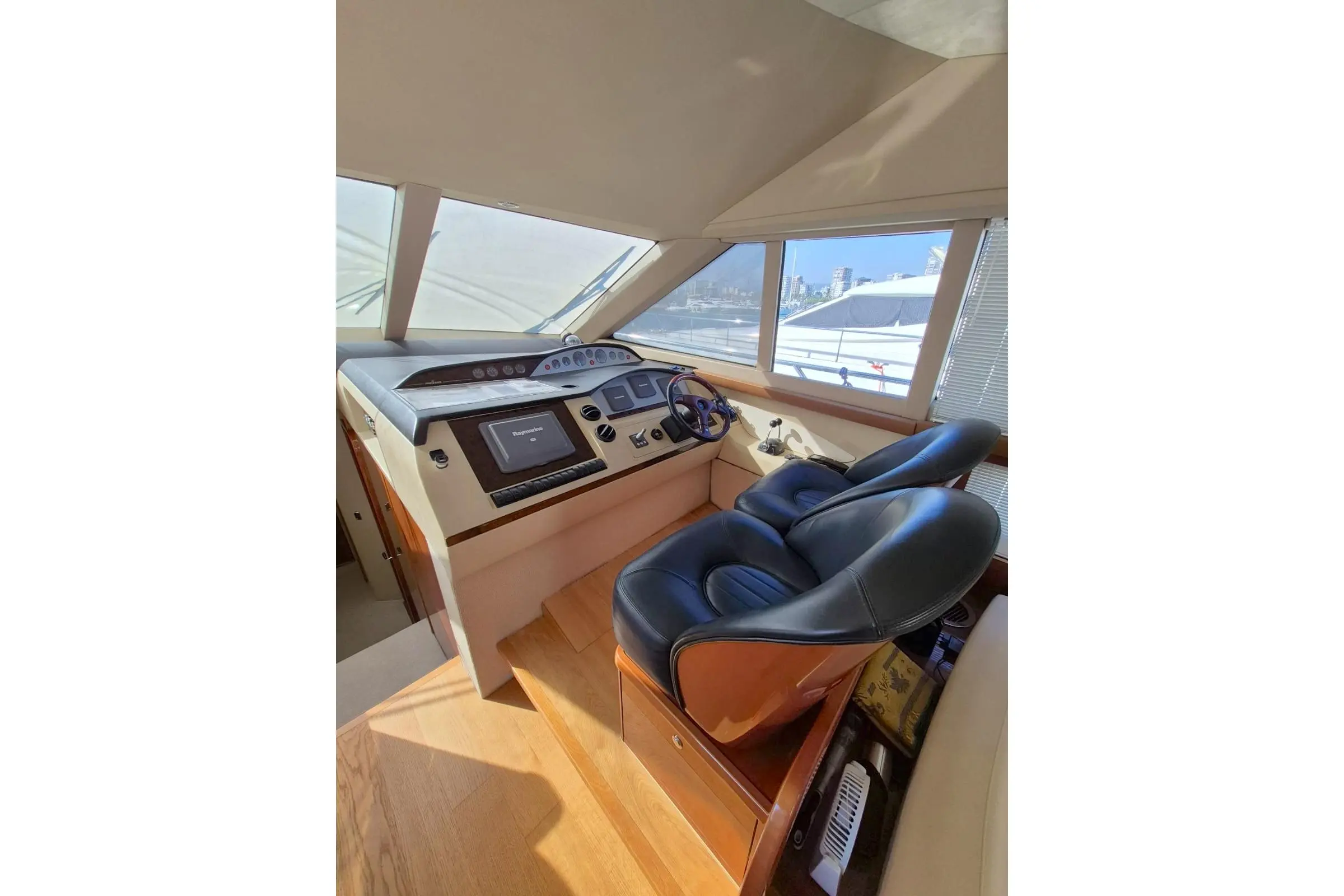 Thumbnail von Princess 54