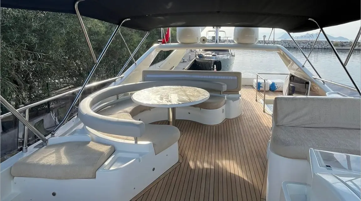 Thumbnail von Ferretti Yachts 680