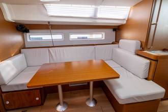 Thumbnail von Jeanneau Sun Odyssey 380