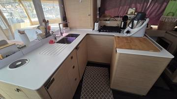 Thumbnail von Fountaine Pajot Astrea 42