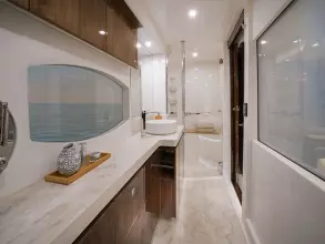 Thumbnail von Riviera Sport Yacht Platinum Edition 6000