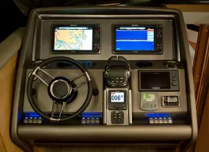 Thumbnail von Riviera 445 Suv