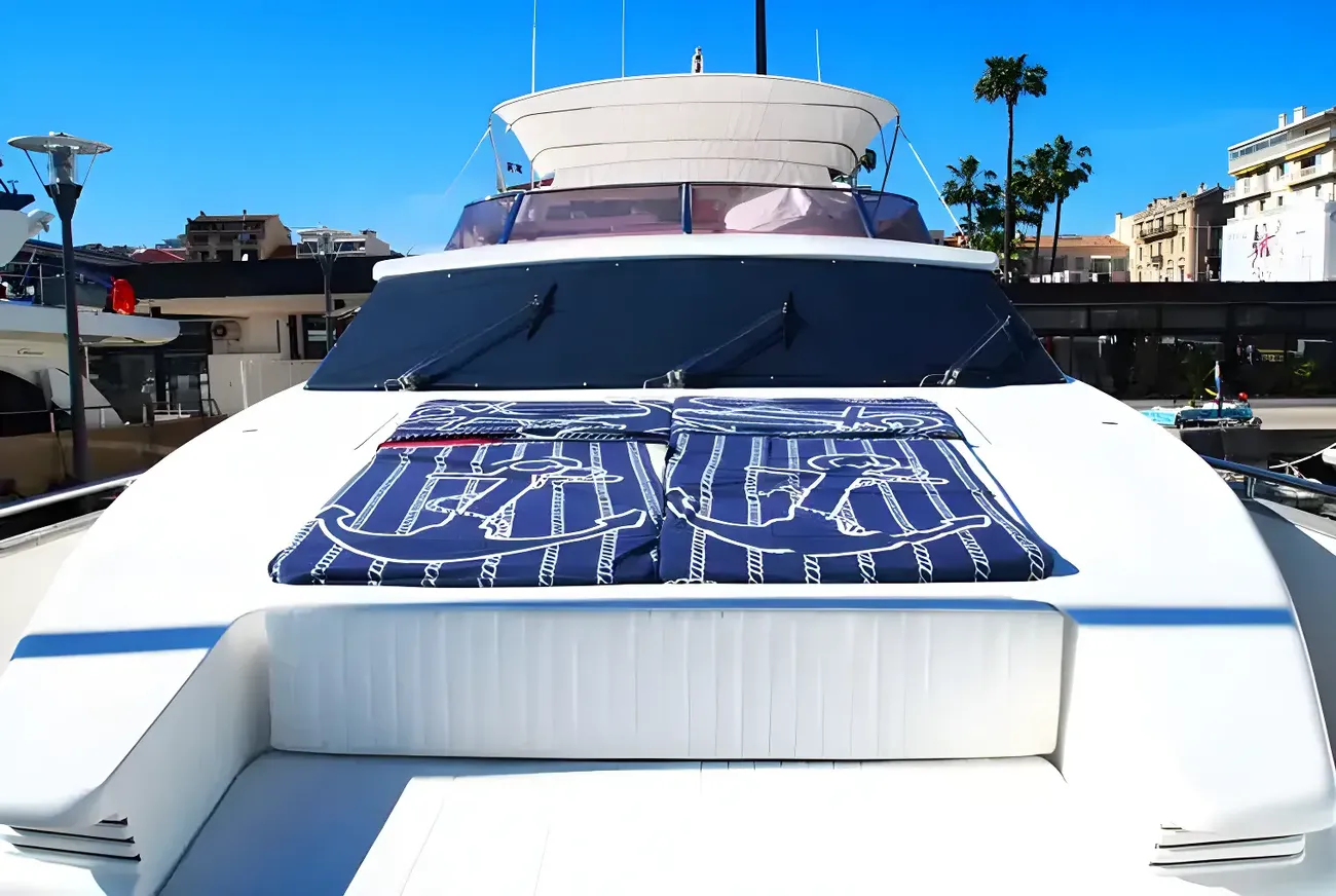 Thumbnail von Elegance 76 Octavian