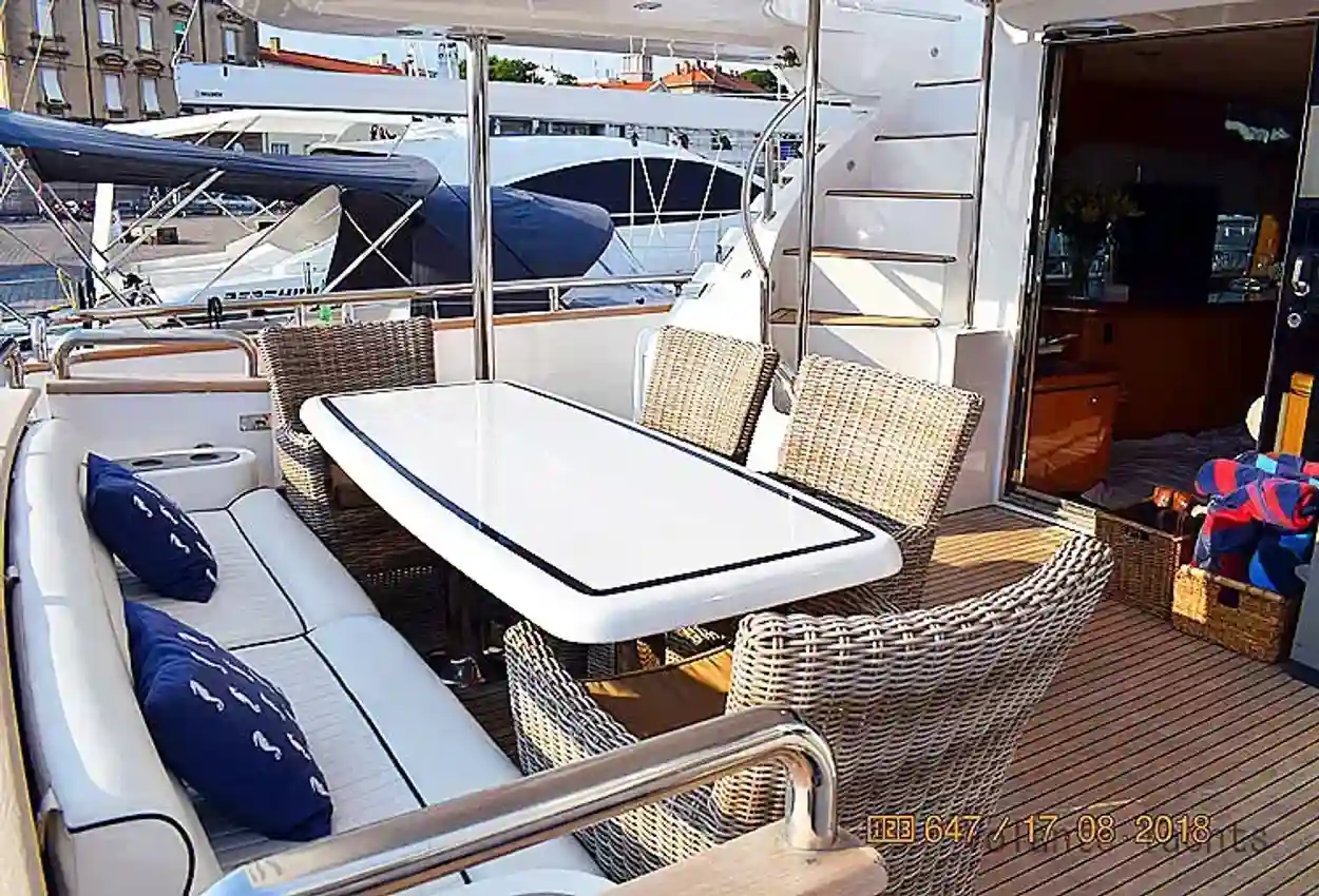 Thumbnail von Elegance 76 Octavian