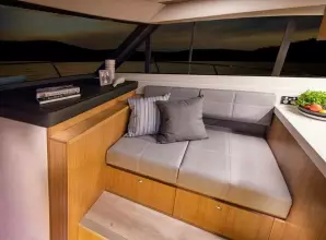 Thumbnail von Riviera 395 Suv