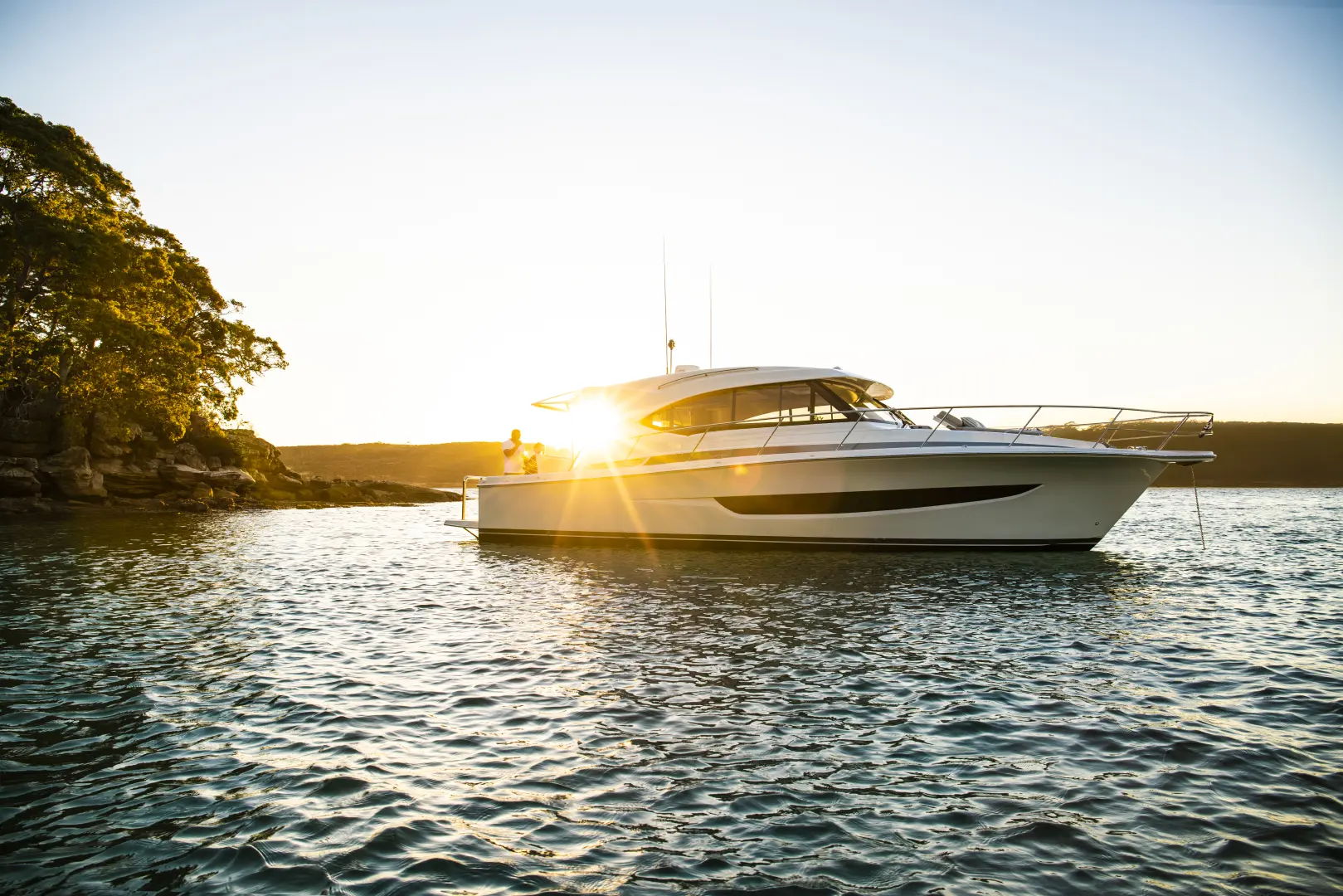 Thumbnail von Riviera 395 Suv