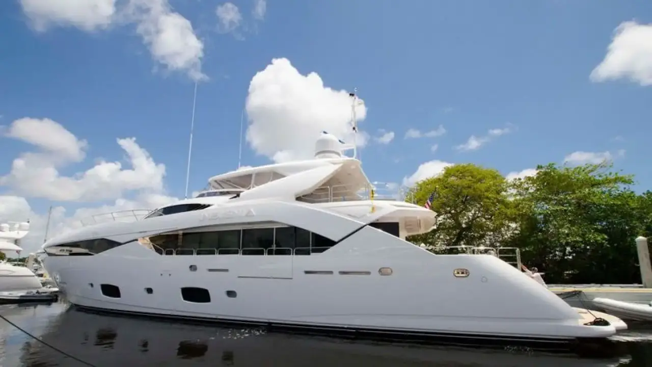 Sunseeker Manhattan 68 Insignia