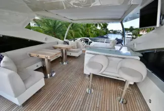 Thumbnail von Sunseeker 86 Yacht Full Circle