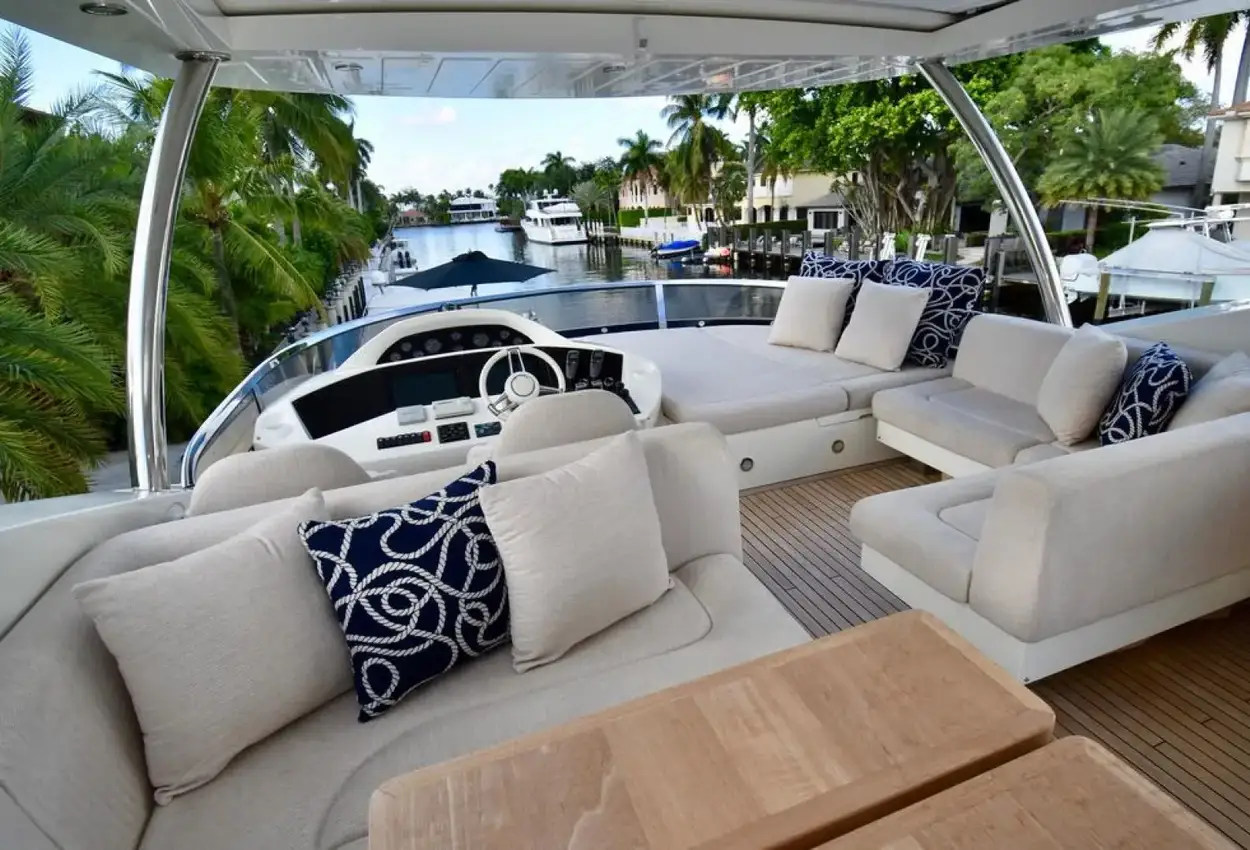 Thumbnail von Sunseeker 86 Yacht Full Circle