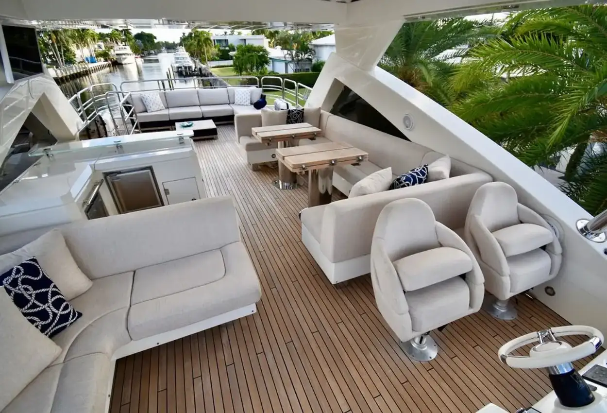 Thumbnail von Sunseeker 86 Yacht Full Circle