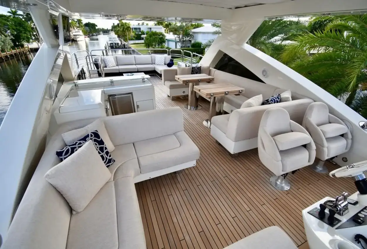 Thumbnail von Sunseeker 86 Yacht Full Circle