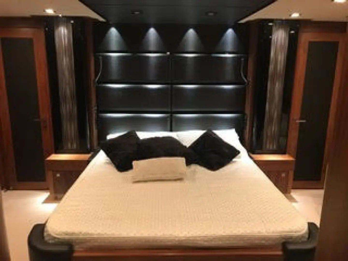 Thumbnail von Sunseeker 86 Yacht