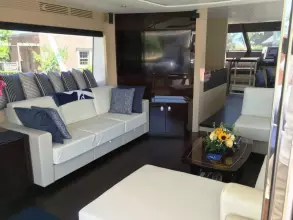 Thumbnail von Sunseeker 86 Yacht Blue Marker