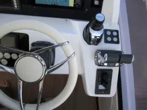 Thumbnail von Sunseeker 86 Yacht Blue Marker