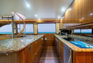 Thumbnail von Viking 74 Enclosed Bridge Knot Racing