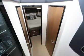 Thumbnail von Marquis 420 Sport Coupe When In Rome