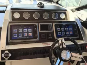 Thumbnail von Sea Ray 330 Sundancer