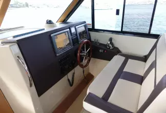 Thumbnail von Cutwater Boats C 30 Sedan OHANA