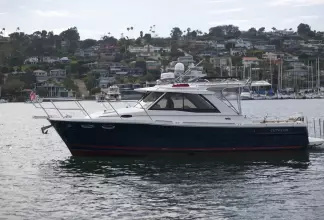 Thumbnail von Cutwater Boats C 30 Sedan OHANA