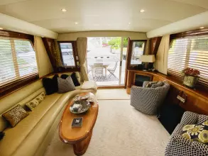 Thumbnail von Navigator 5700 Rival The Motley Crew