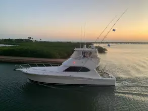 Thumbnail von Riviera 42 Flybridge