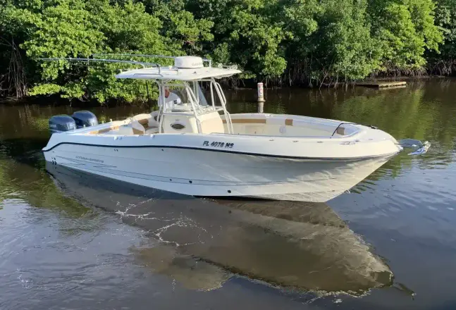 Hydra Sports 2900 CC Vector