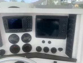 Thumbnail von Venture 34 Center Console