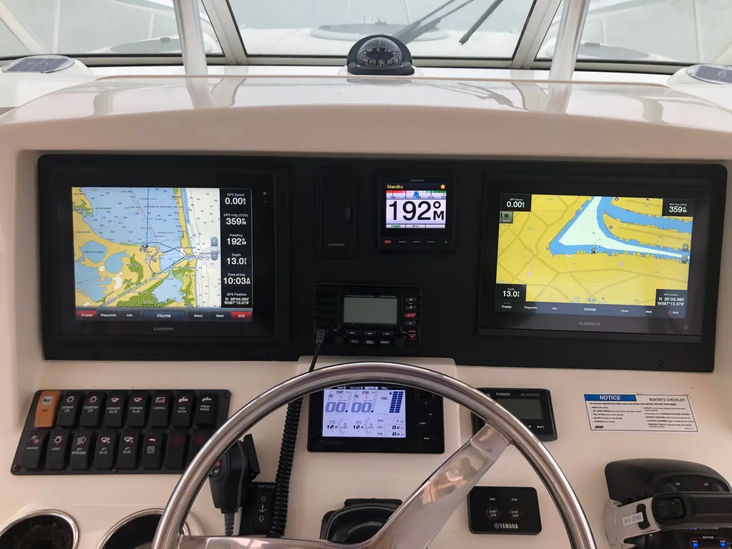 Thumbnail von World Cat 320 EC