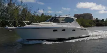 Thumbnail von Tiara Yachts 3900 Sovran