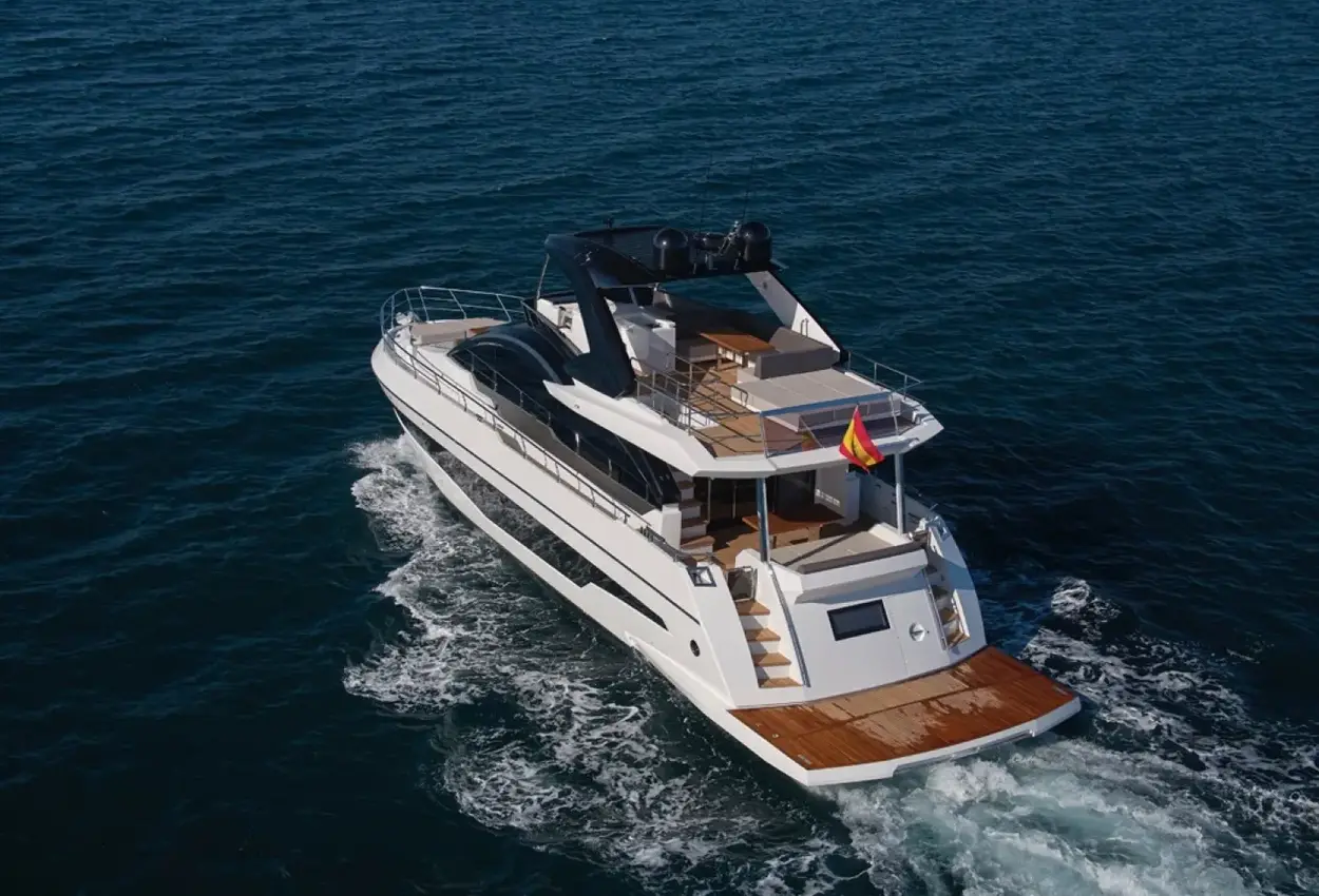 Thumbnail von Astondoa 66 Flybridge