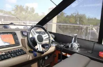 Thumbnail von Prestige 550 Proteus