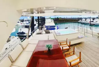 Thumbnail von Azimut Grand Jambo