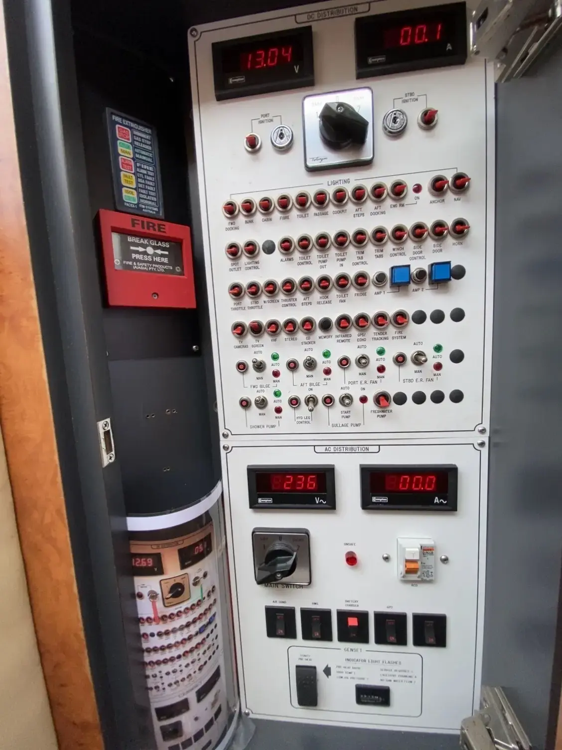 Thumbnail von Vikal 11.2m Limo Pelorus