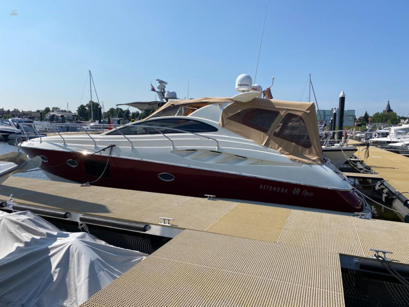 Thumbnail von Astondoa (ES) Astondoa 40 Open