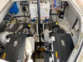 Thumbnail von Larson Boats (US) Larson 370  Day Cruiser, Hardtop