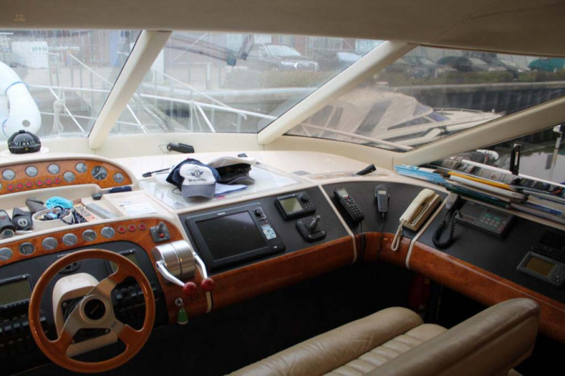 Thumbnail von Fairline (GB) Fairline Squadron 65