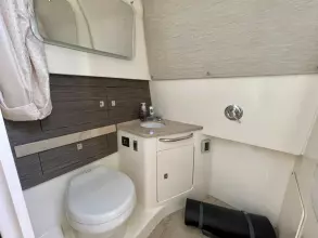 Thumbnail von Boston Whaler 420 Outrage