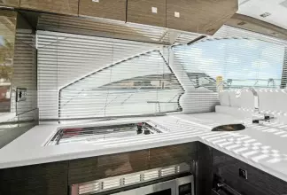 Thumbnail von Cruisers Yachts 50 Cantius