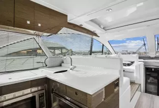 Thumbnail von Cruisers Yachts 50 Cantius