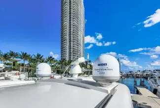 Thumbnail von Cruisers Yachts 50 Cantius