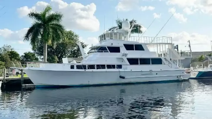 Carver Custom Trideck Movie Set