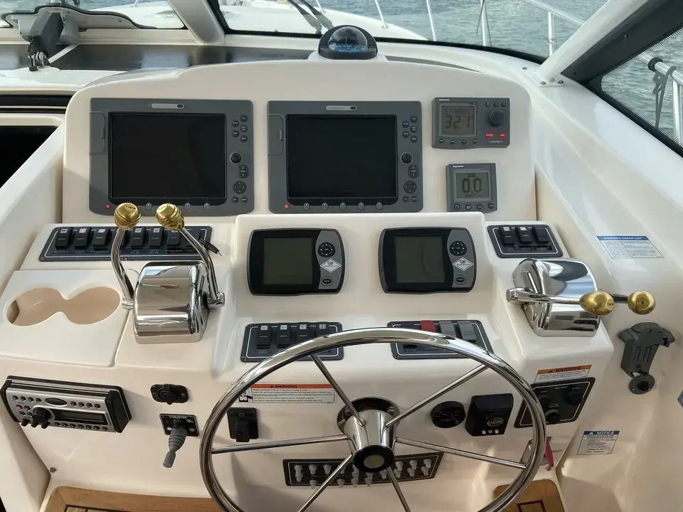 Thumbnail von Tiara Yachts 42