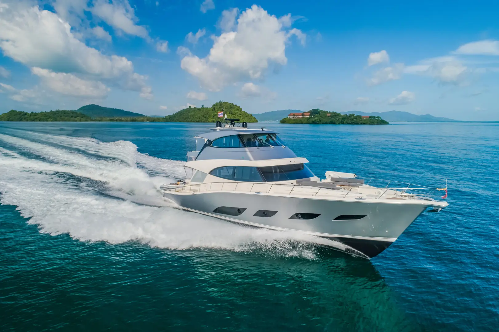 Riviera 68 Sports Motor Yacht Fat Boy