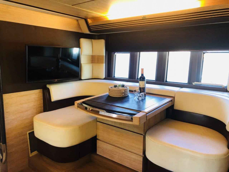 Thumbnail von Azimut 64 Fly