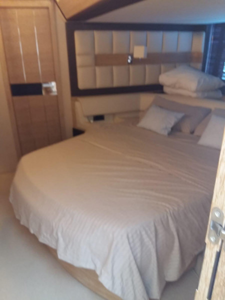 Thumbnail von Azimut 64 Fly