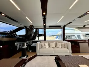 Thumbnail von Fairline Squadron 68