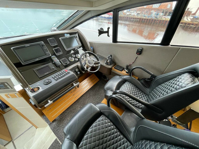 Thumbnail von Sunseeker (UK) Sunseeker Predator 53