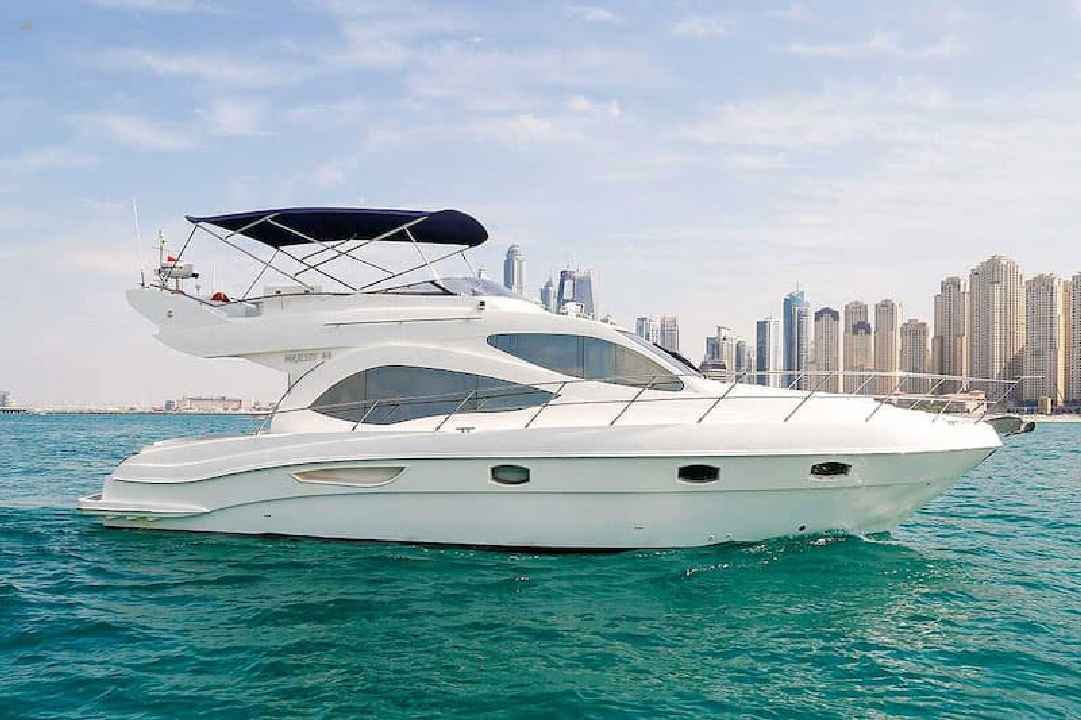 Sonstige Majesty 44 Fly