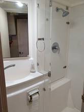 Thumbnail von Robertson & Caine (US) Leopard 48 KAT